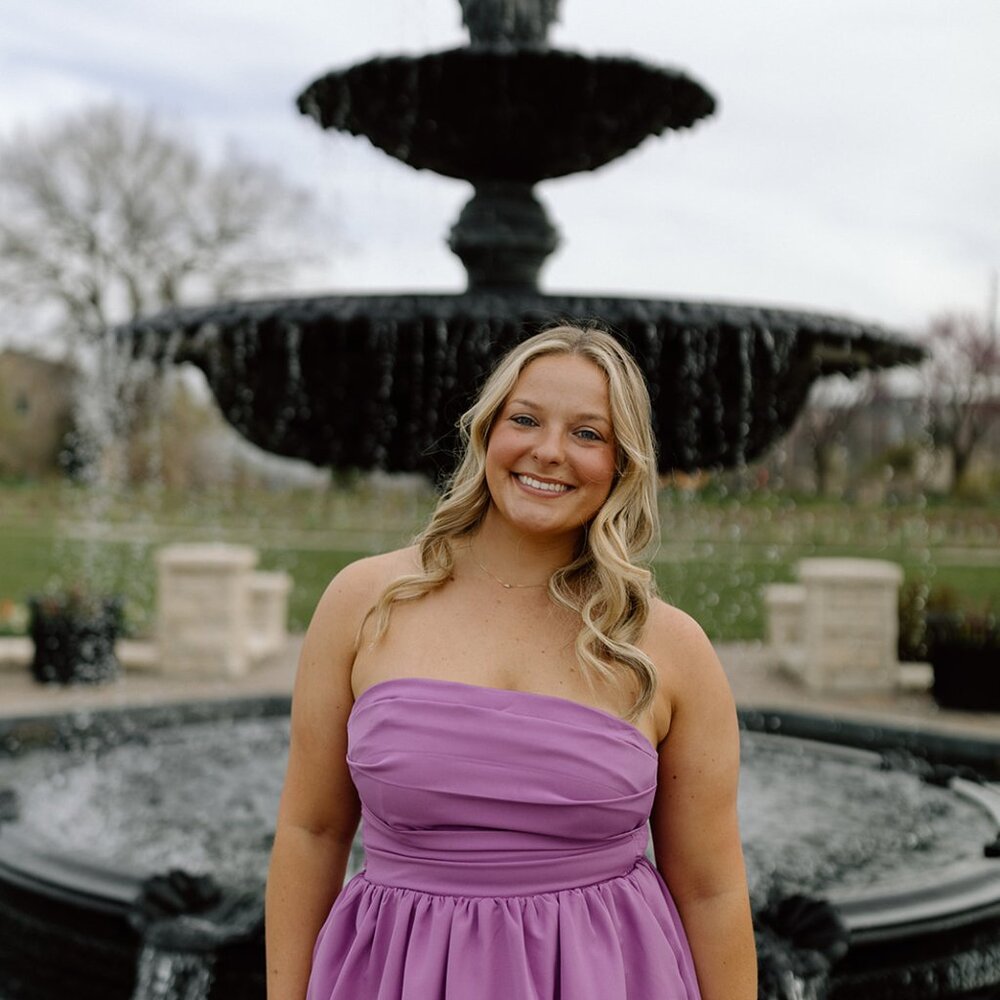 Meet your Posher, Addie